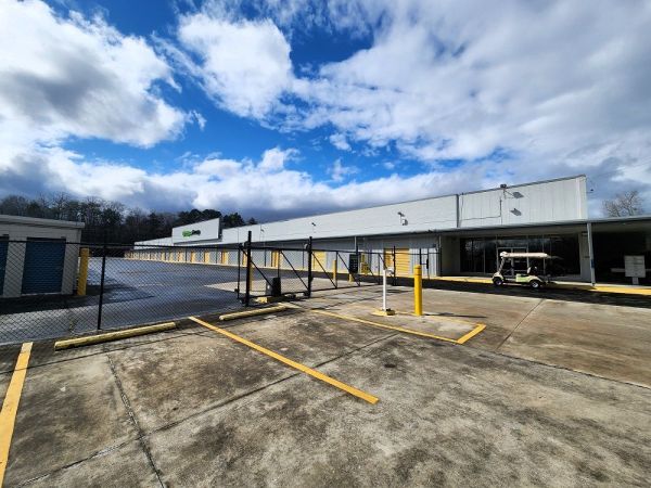 Photo of Extra Space Storage - 3194 - Chattanooga - Hixson Pike