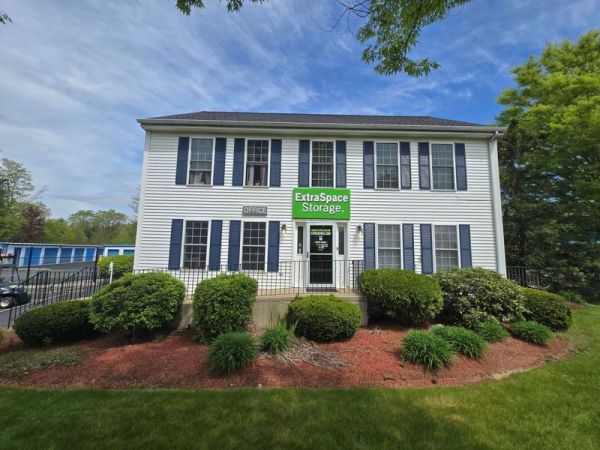 Photo of Extra Space Storage - 3213 - Manchester - Wellington Rd