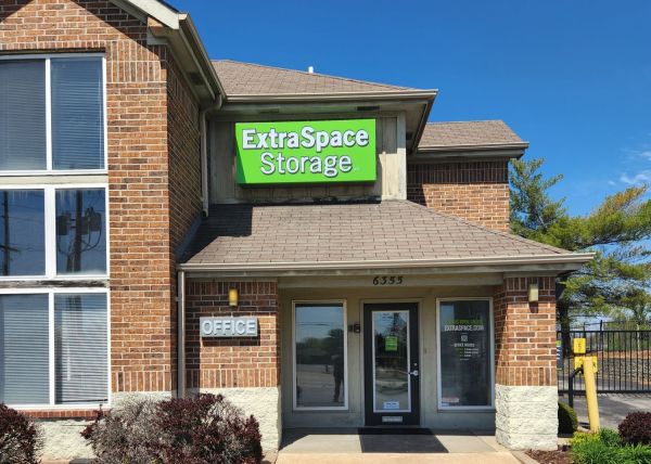 Photo of Extra Space Storage - 3223 - Hazelwood - Howdershell Rd
