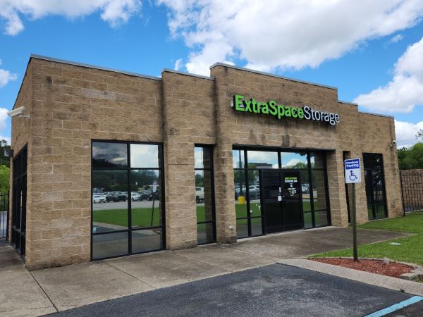 Photo of Extra Space Storage - 3235 - Chattanooga - Lee Highway