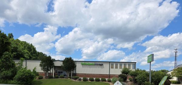 Photo of Extra Space Storage - 3239 - Columbus - Williams Rd