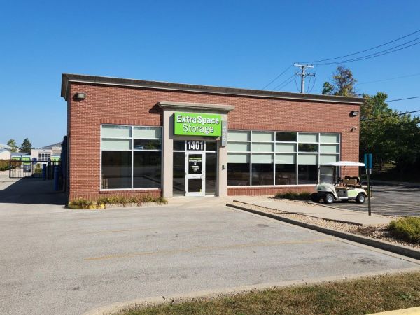 Photo of Extra Space Storage - 3308 - Schaumburg - Plum Grove Rd