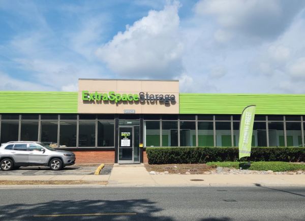 Photo of Extra Space Storage - 3382 - Chicago - 5860 Pulaski Road