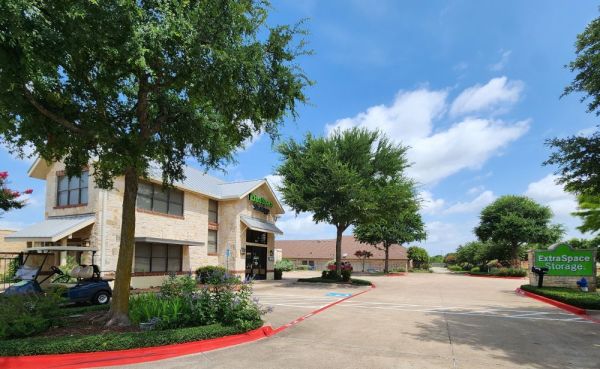 Photo of Extra Space Storage - 3420 - McKinney - Alma Rd