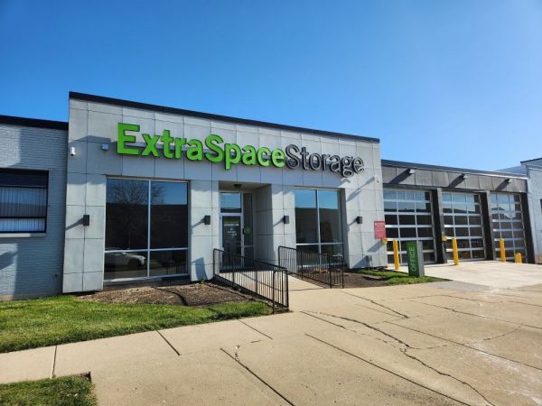 Photo of Extra Space Storage - 3450 - Morton Grove - Oakton St