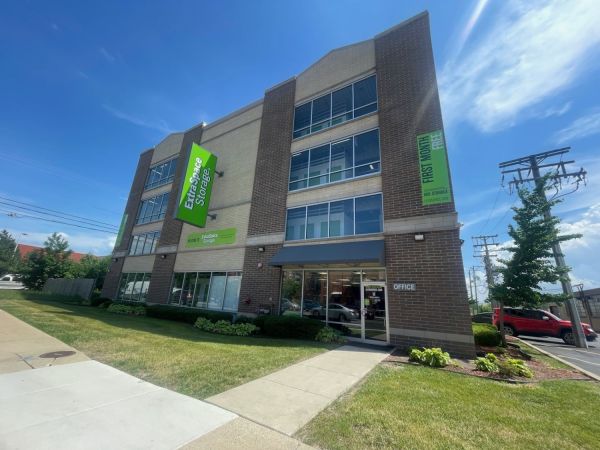 Photo of Extra Space Storage - 3453 - Chicago - Diversey Ave