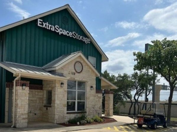 Photo of Extra Space Storage - 3515 - San Antonio - US-281 N