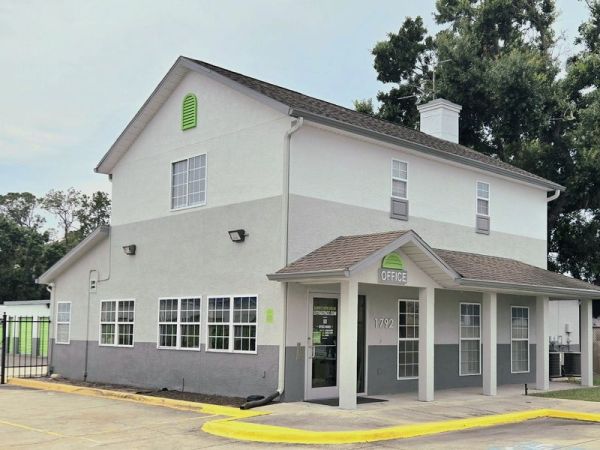 Photo of Extra Space Storage - 3566 - Tampa - 1792 Hillsborough Ave