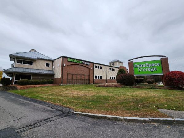 Photo of Extra Space Storage - 3622 - Salem - Broadway