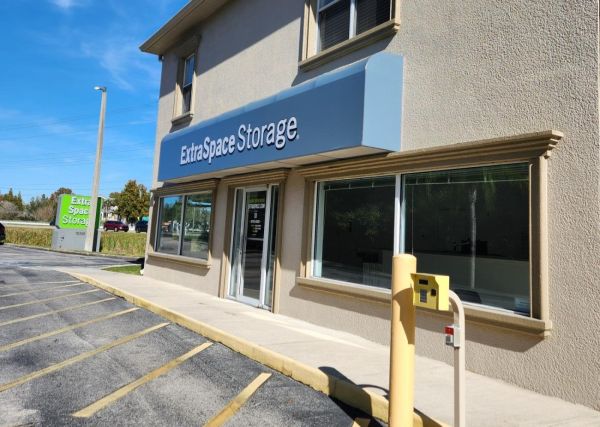 Photo of Extra Space Storage - 3679 - Tampa - Bruce B Downs Blvd