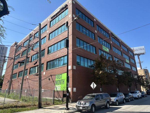 Photo of Extra Space Storage - 3695 - Chicago - Desplaines St