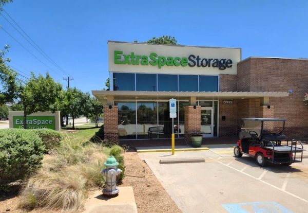 Photo of Extra Space Storage - 3720 - Flower Mound - Justin Rd