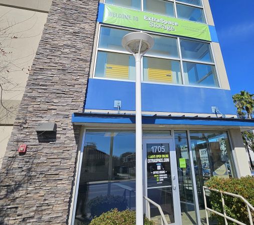 Photo of Extra Space Storage - 3732 - Tampa - Kennedy Blvd