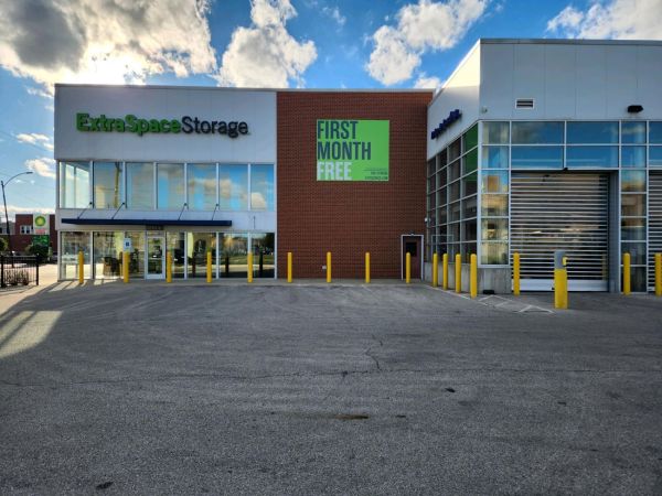 Photo of Extra Space Storage - 3865 - Chicago - Roosevelt Rd
