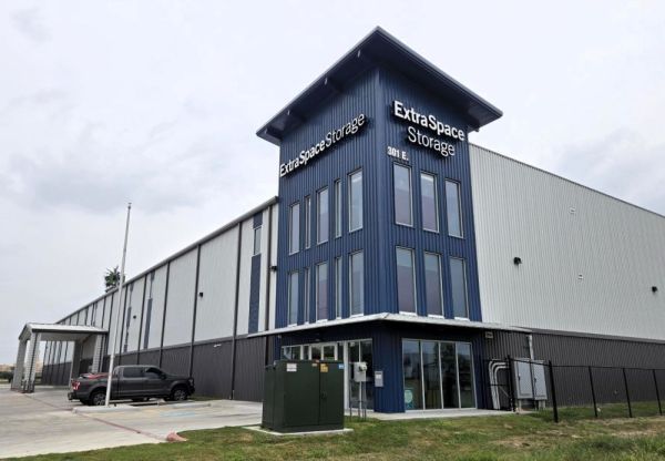 Photo of Extra Space Storage - 3922 - McAllen - Trenton Rd
