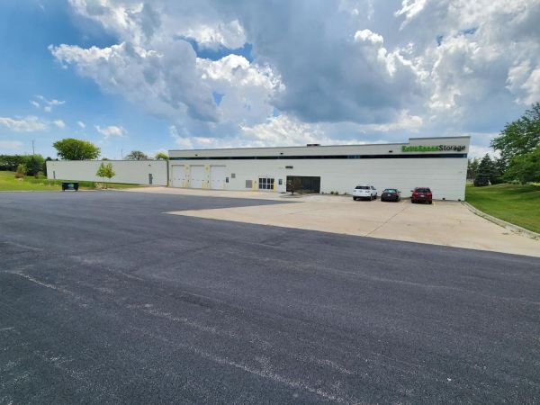 Photo of Extra Space Storage - 4181 - Lake Bluff - Albrecht Dr