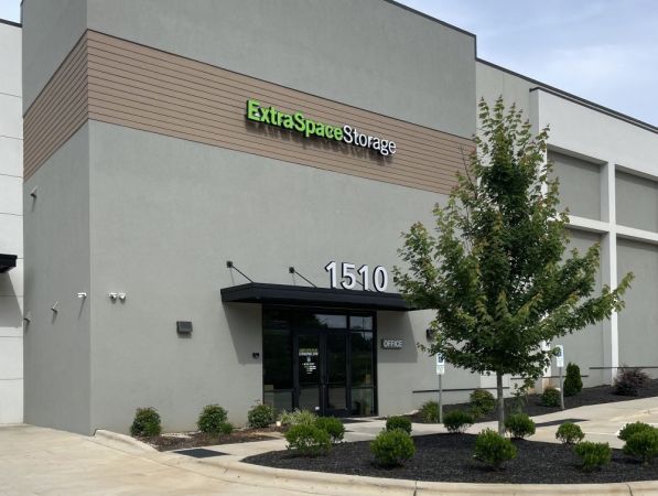 Photo of Extra Space Storage - 4226 - Statesville - Northside Dr