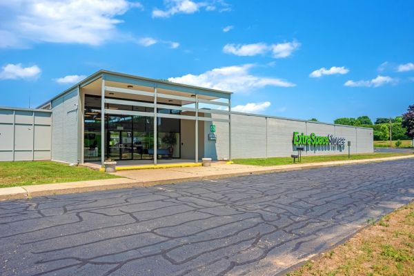 Photo of Extra Space Storage - 6027 - Enfield - Manning Rd