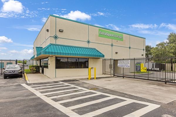 Photo of Extra Space Storage - 6040 - Pembroke Pines - 172nd Ave