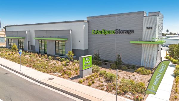 Photo of Extra Space Storage - 6051 - Rialto - 309 Riverside Ave - Annex