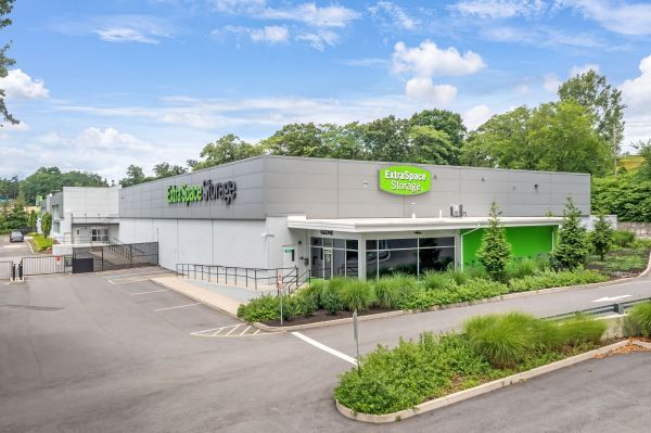Photo of Extra Space Storage - 7371 - West Nyack - Snake Hill Rd