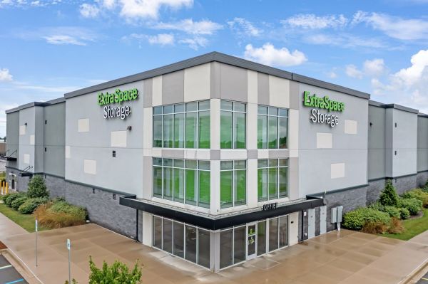 Photo of Extra Space Storage - 7526 - Southgate - Fort St