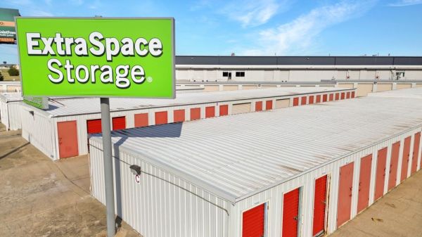 Photo of Extra Space Storage - 7552 - Tulsa - Skelly Dr