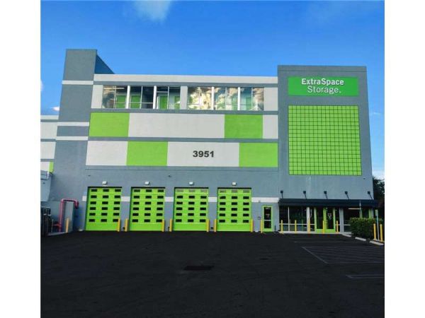 Photo of Extra Space Storage - 7573 - Doral - NW 77th Ave