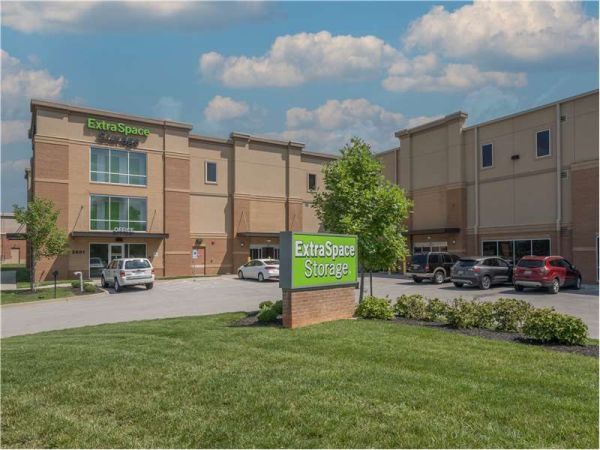 Photo of Extra Space Storage - 7577 - Louisville - Hurstbourne Pkwy