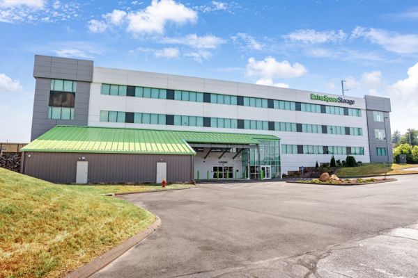 Photo of Extra Space Storage - 7602 - West Hartford - New Britain Ave