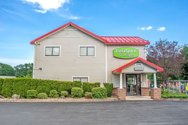 Photo of Extra Space Storage - 7643 - Schenectady - Altamont Ave