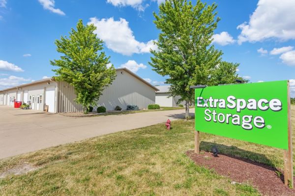 Photo of Extra Space Storage - 7647 - Champaign - Staley Rd