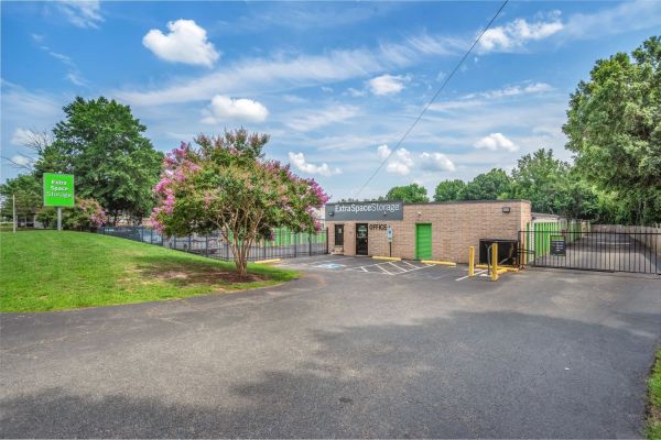 Photo of Extra Space Storage - 7689 - Ashland - Kings Acres Rd St - Annex