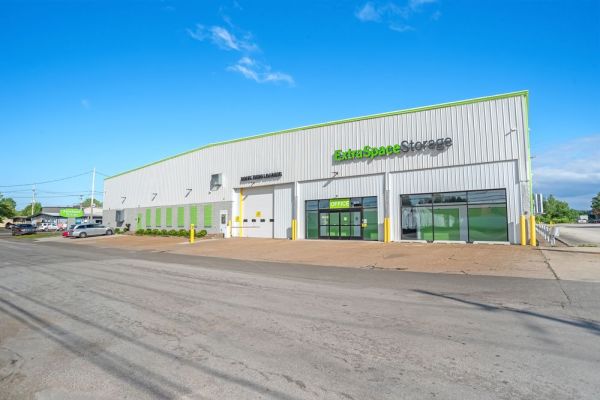 Photo of Extra Space Storage - 7713 - Erie - 17th St