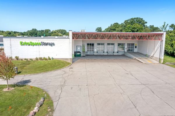 Photo of Extra Space Storage - 7825 - Libertyville - Bradley Rd