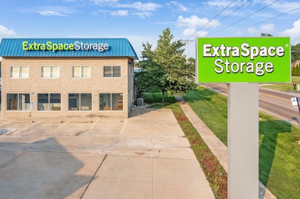 Photo of Extra Space Storage - 7838 - Belleville - Lebanon Ave