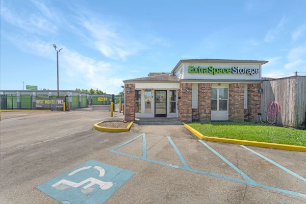 Photo of Extra Space Storage - 7864 - New Orleans - I-10 Service Rd