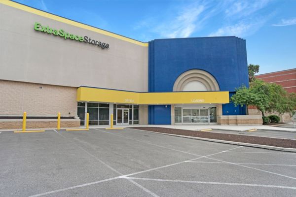 Photo of Extra Space Storage - 7960 - York - Whiteford Rd