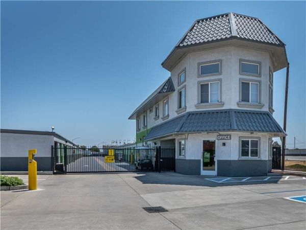 Photo of Extra Space Storage - 1112 - Tracy - 787 E 11th St