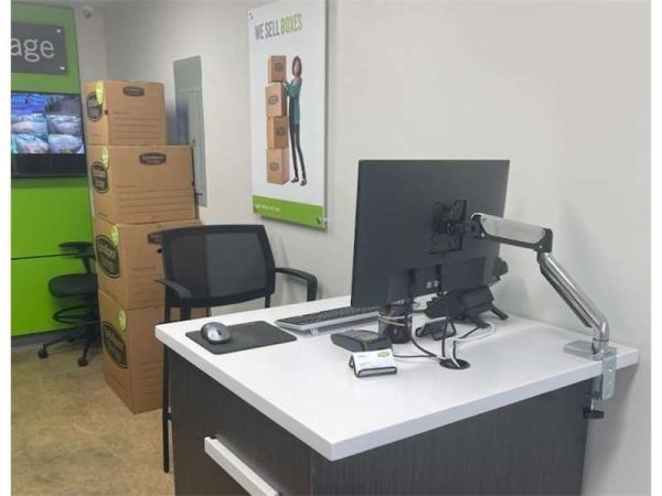 Photo of Extra Space Storage - 0951 - Memphis - Union Ave Ext