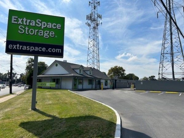 Photo of Extra Space Storage - 0981 - Philadelphia - Oxford Ave