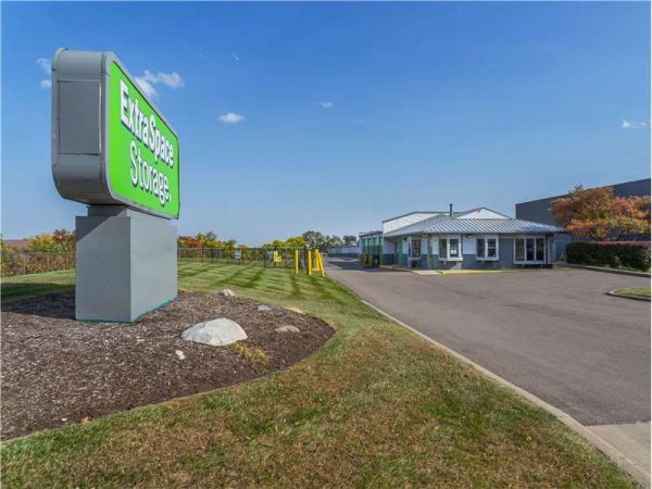 Photo of Extra Space Storage - 0307 - Troy - Coolidge Hwy