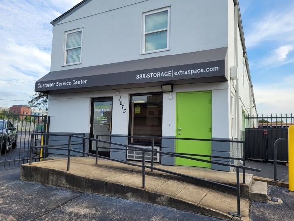 Photo of Extra Space Storage - 0373 - Memphis - Madison Ave