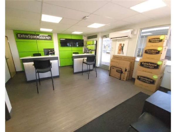 Photo of Extra Space Storage - 0534 - Albuquerque - Central Ave SE