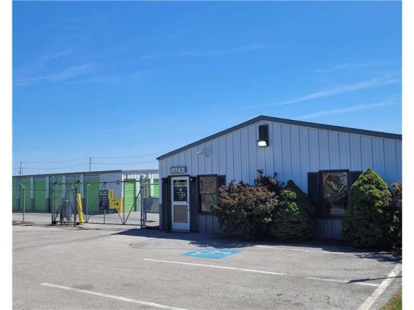 Photo of Extra Space Storage - 8229 - York - Vogelsong Rd
