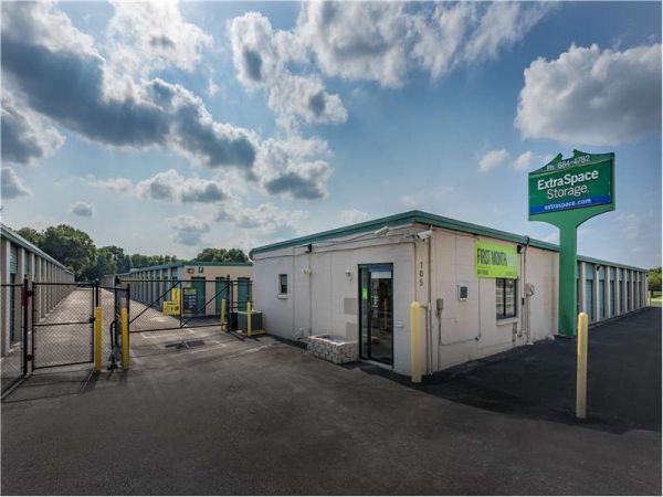 Photo of Extra Space Storage - 8250 - East Tampa - 105 S Falkenburg Rd