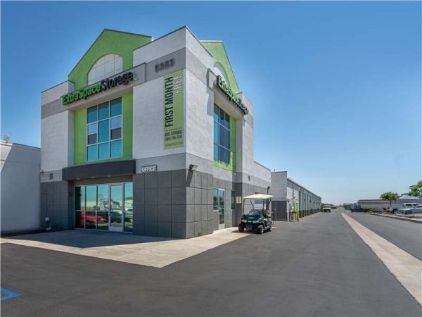 Photo of Extra Space Storage - 1479 - Hesperia - Mariposa Rd