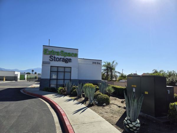 Photo of Extra Space Storage - 8336 - Rialto - S Riverside Ave