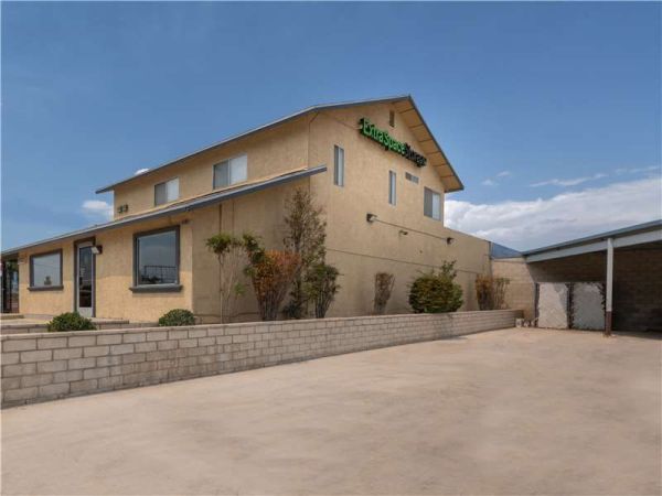 Photo of Extra Space Storage - 8527 - Hesperia - Walnut Street