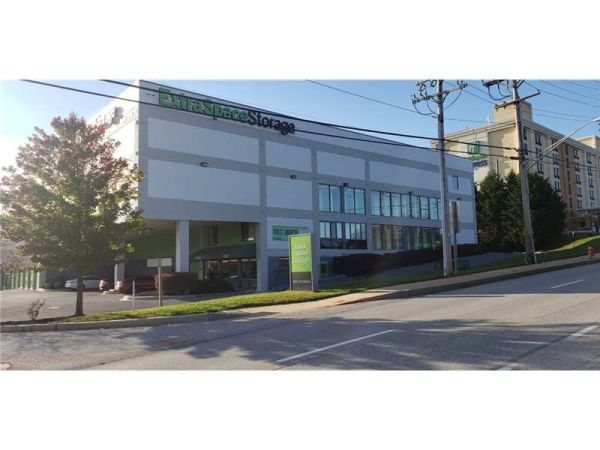 Photo of Extra Space Storage - 8546 - Cockeysville - York Rd